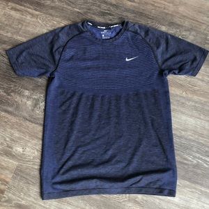Men’s Nike dri-fit running shirt size medium